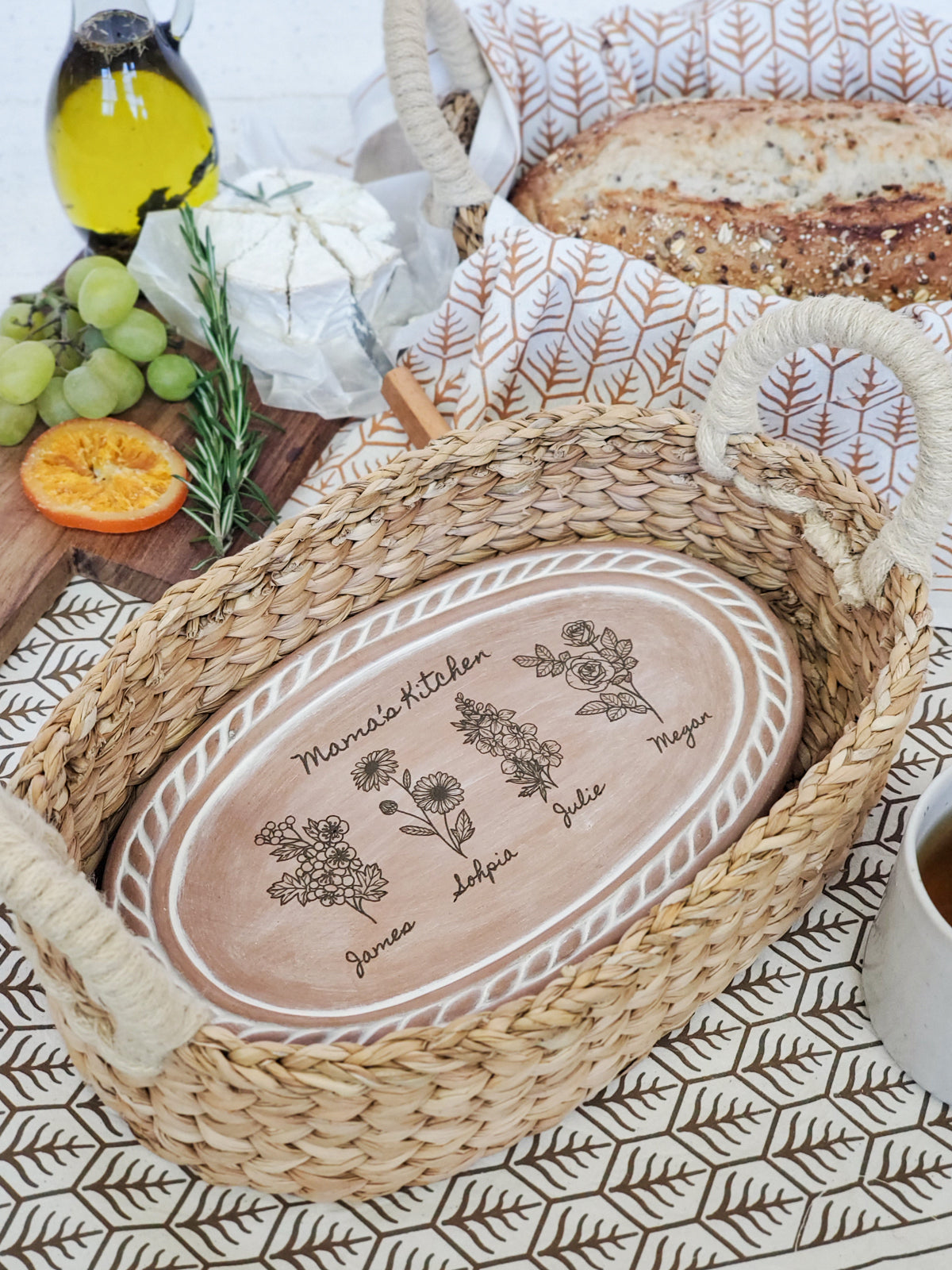 Personalized Bread Warmer & Basket Gift Set with Tea Towel - Birth Flower Oval